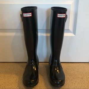 Hunter rain boots, size 7, barely worn 🖤